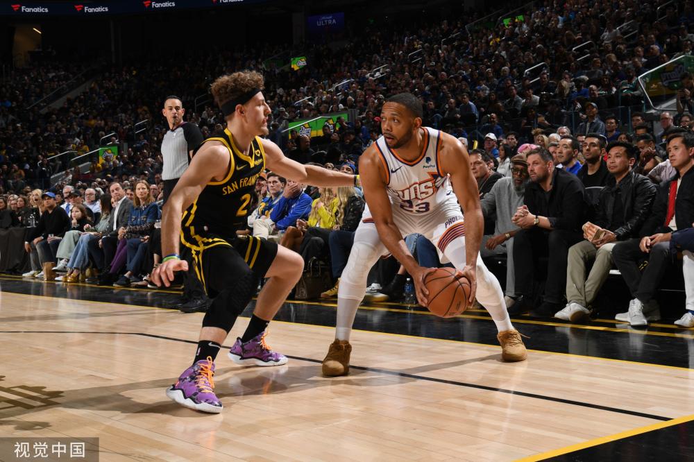 凭借其灵活 凭借其灵活