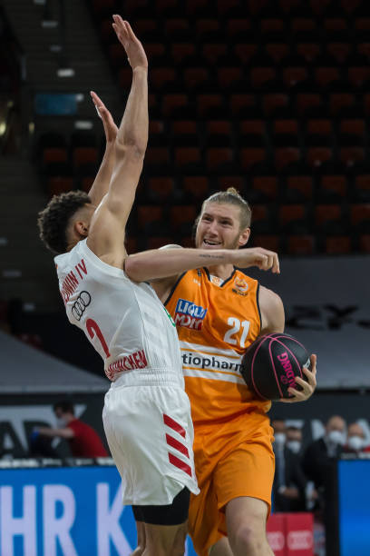 标逐渐缩小 标逐渐缩小